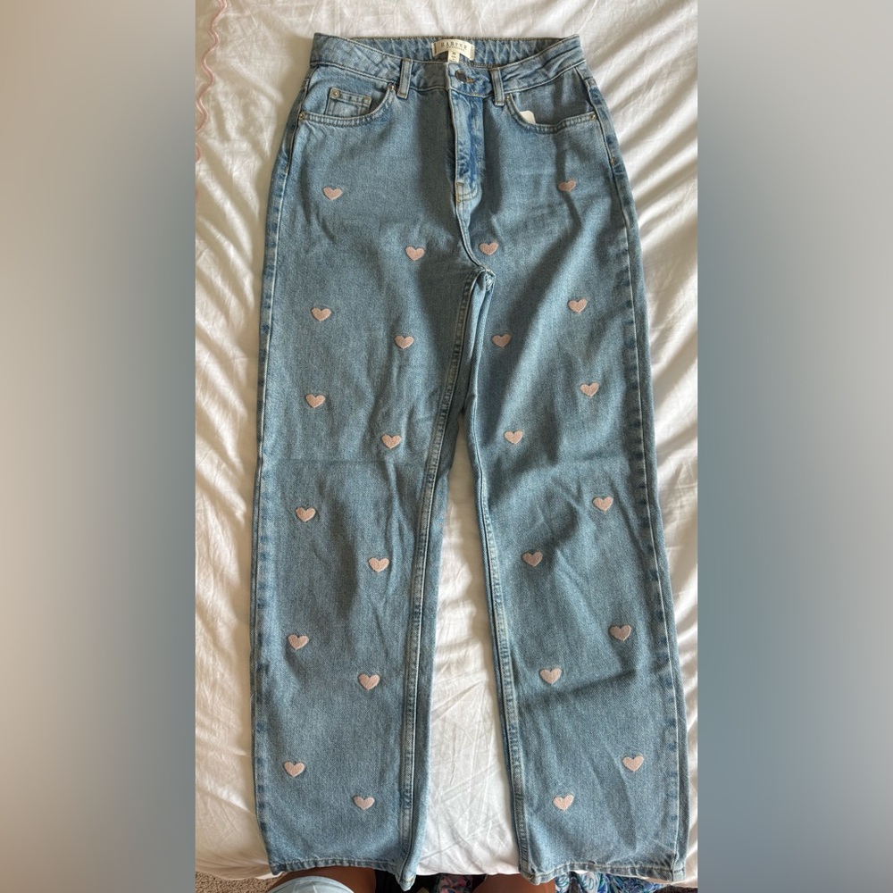 Blue and Pink Boyfriend Jeans with Heart Embroidery